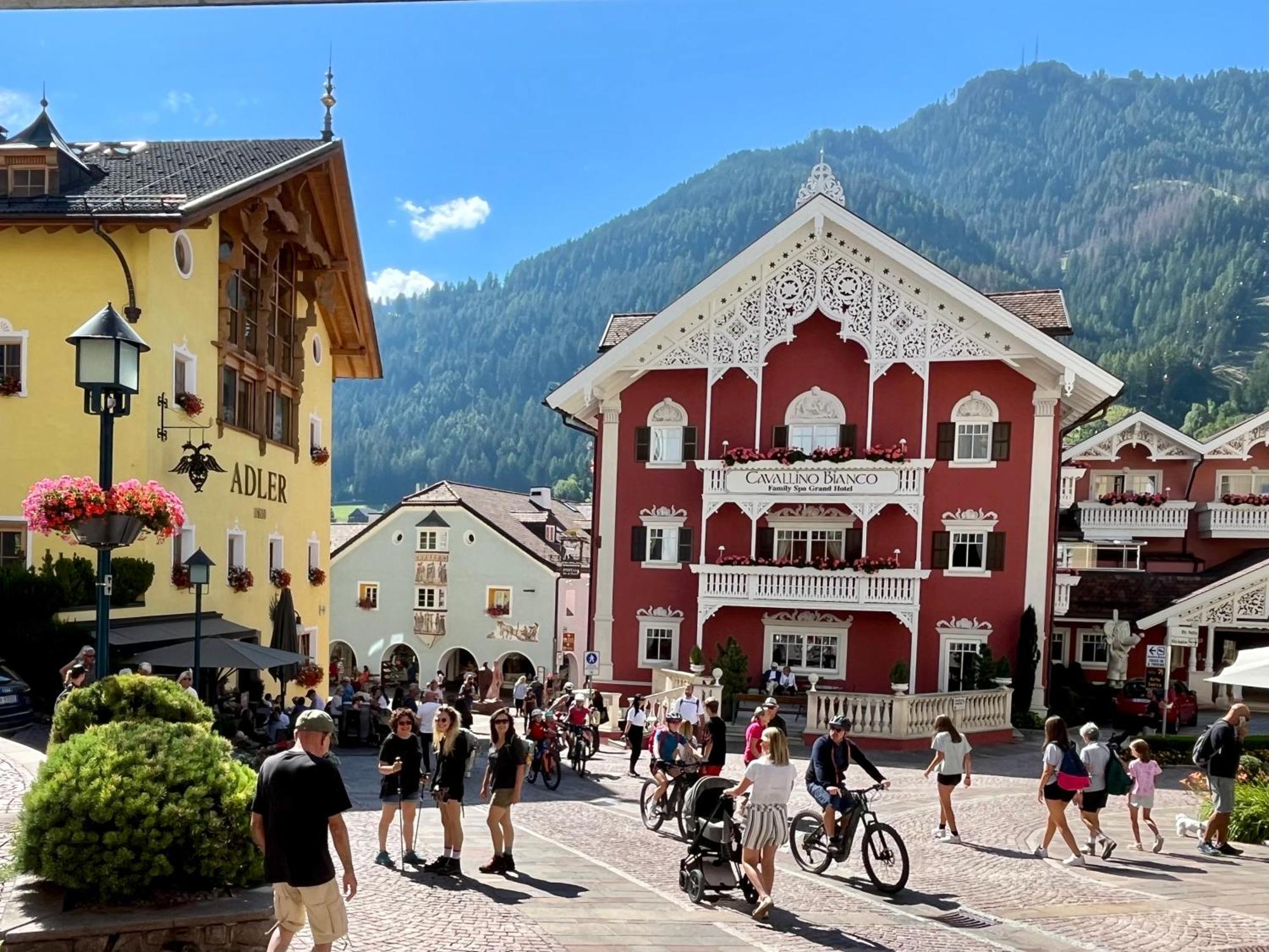 Lavi Val Gardena Alojamento de Acomodação e Pequeno-almoço Ortisei